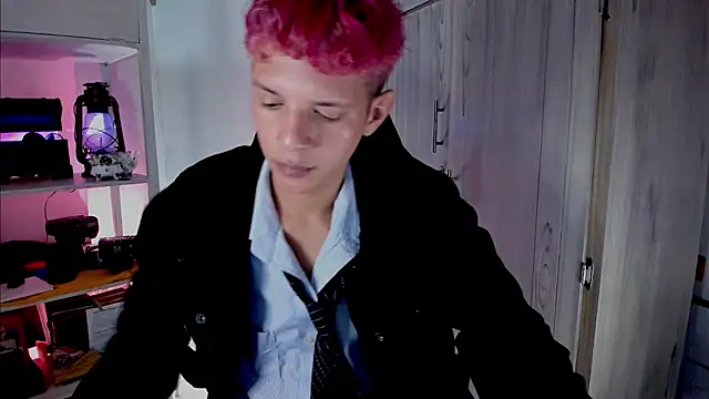 tylernova online show from 11-21-25, 11:58