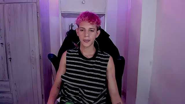 tylernova online show from 11-28-25, 03:53