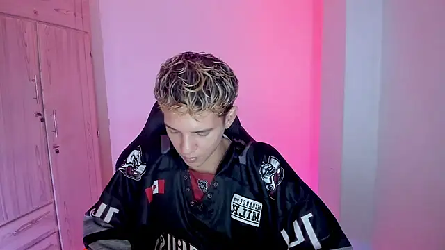 tylernova online show from 02-07-26, 03:43