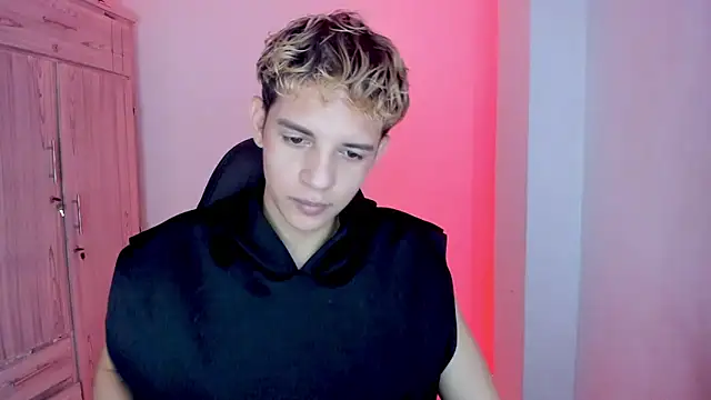 tylernova online show from 02-15-26, 04:09