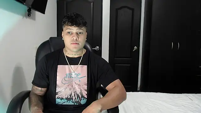 Boyhot 00 online show from 10-17-25, 02:15