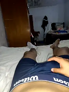 Latinokev online show from 11-18-25, 07:40