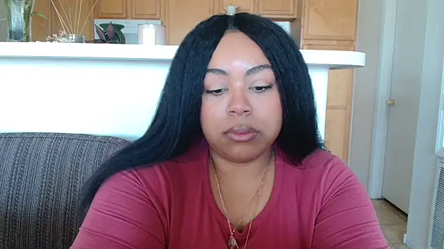 Snapshot of KalaniRose chatting on 10-23-25, 08:18 KalaniRose online show from 10-23-25, 08:18