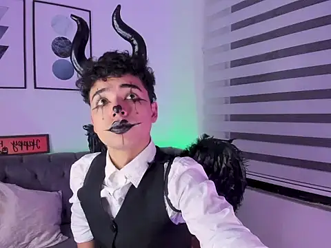 Snapshot of jacob_rick chatting on 10-31-25, 06:53 jacob rick online show from 10-31-25, 06:53