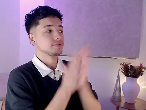 Snapshot of jacob_rick chatting on 11-21-25, 07:23 jacob rick online show from 11-21-25, 07:23