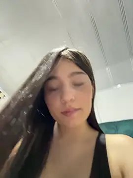   Lorelain   online show from 11-14-25, 10:18