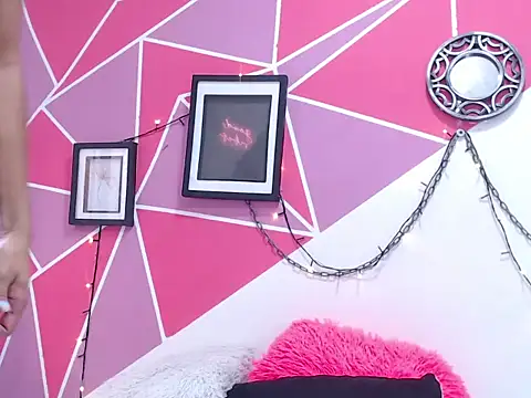 Tifany Adams online show from 10-29-25, 08:21