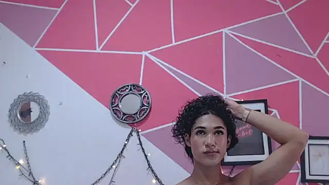 Tifany Adams online show from 11-04-25, 08:19