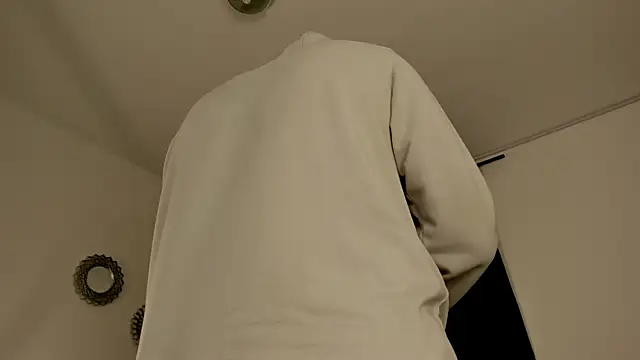 Snapshot of LoganRyder chatting on 11-11-25, 12:38 LoganRyder online show from 11-11-25, 12:38