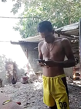 Snapshot of blackhot30 chatting on 10-17-25, 07:16 blackhot30 online show from 10-17-25, 07:16