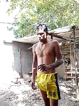 Snapshot of blackhot30 chatting on 10-19-25, 05:57 blackhot30 online show from 10-19-25, 05:57