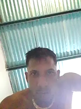 Snapshot of blackhot30 chatting on 10-24-25, 06:26 blackhot30 online show from 10-24-25, 06:26