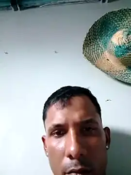 Snapshot of blackhot30 chatting on 11-24-25, 07:13 blackhot30 online show from 11-24-25, 07:13