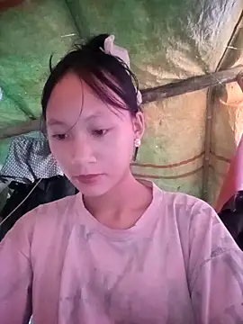 Snapshot of minachao- chatting on 11-13-25, 02:10 minachao- online show from 11-13-25, 02:10