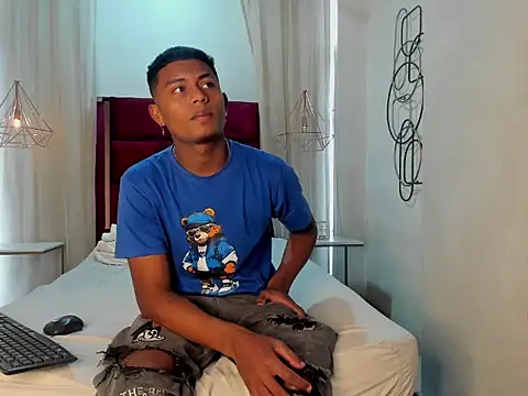 MorenitoDigno online show from 10-29-25, 07:15