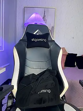 HoneyMollyX online show from 10-25-25, 01:07