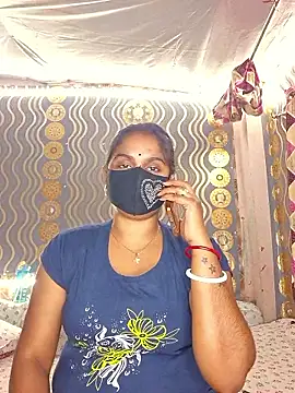 Snapshot of Sweet-Maddlina chatting on 11-11-25, 06:02 Sweet-Maddlina online show from 11-11-25, 06:02