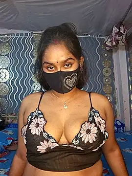 Snapshot of Sweet-Maddlina chatting on 11-20-25, 04:56 Sweet-Maddlina online show from 11-20-25, 04:56