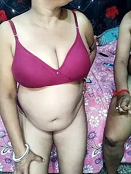 Snapshot of modhu82 chatting on 11-06-25, 06:20 modhu82 online show from 11-06-25, 06:20