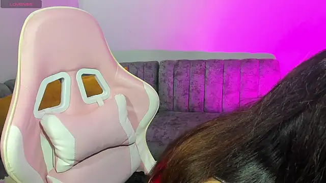 Angel a- online show from 10-21-25, 08:42