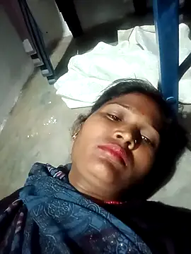 Hot hat online show from 10-17-25, 09:06