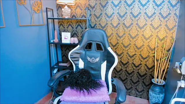 Alicia Morei online show from 11-23-25, 03:01