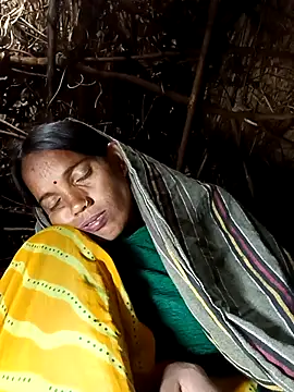 Cutsedi3 online show from 10-18-25, 11:38