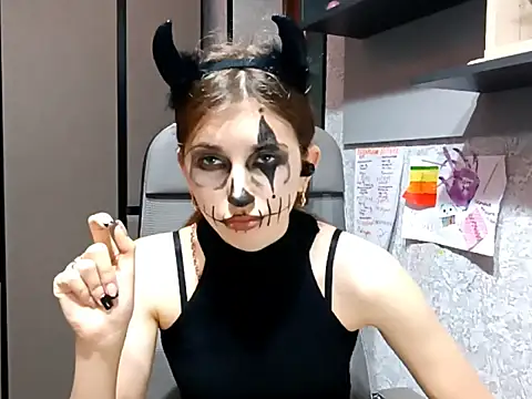 AliceNova online show from 10-30-25, 05:42