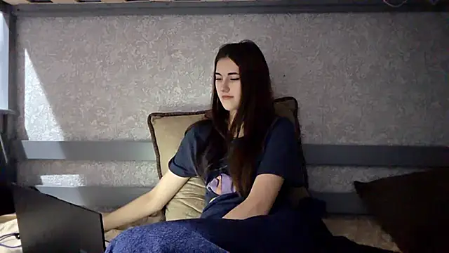 AliceNova online show from 11-25-25, 05:40