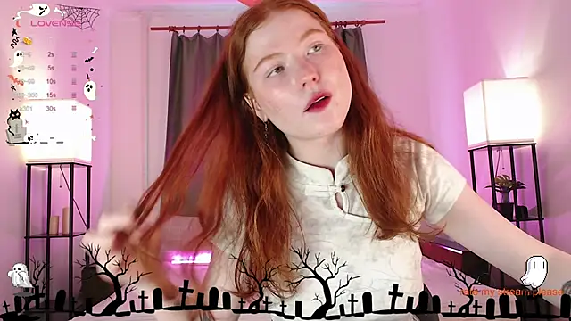 Snapshot of GingerCute chatting on 10-29-25, 09:33 GingerCute online show from 10-29-25, 09:33