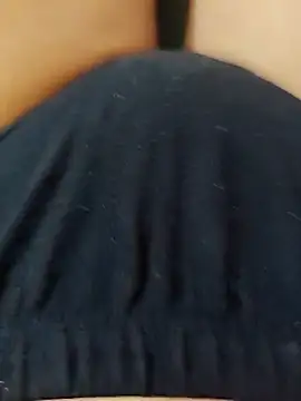 Snapshot of Jiya_hott chatting on 11-08-25, 03:29 Jiya hott online show from 11-08-25, 03:29