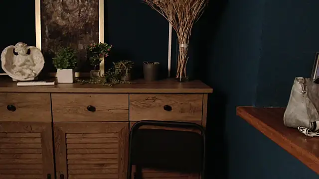 Snapshot of Flower_mary chatting on 10-30-25, 08:05 Flower mary online show from 10-30-25, 08:05