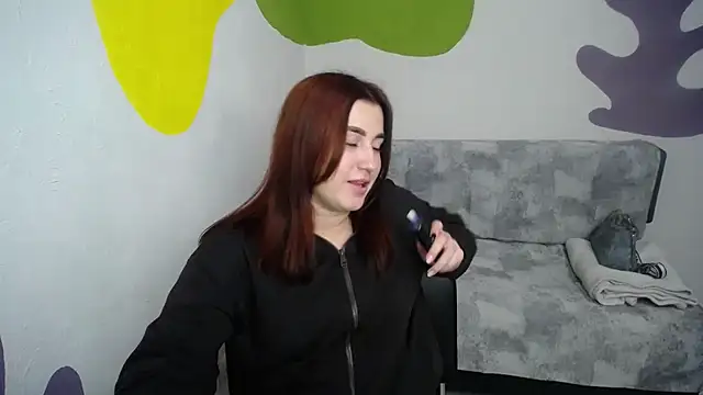 Snapshot of Flower_mary chatting on 12-01-25, 10:42 Flower mary online show from 12-01-25, 10:42