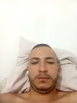 Snapshot of Vergall chatting on 11-22-25, 12:37 Vergall online show from 11-22-25, 12:37