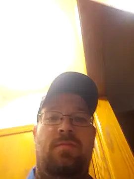 Snapshot of dakotafail92 chatting on 10-15-25, 10:37 dakotafail92 online show from 10-15-25, 10:37