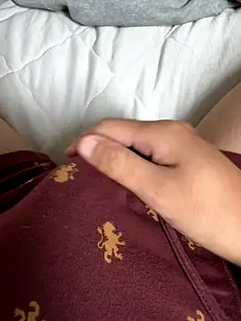 Snapshot of haruki_18old chatting on 10-25-25, 03:14 haruki 18old online show from 10-25-25, 03:14