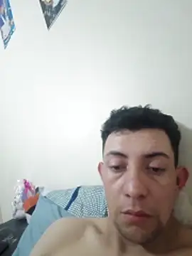 juniorcam10 online show from 10-25-25, 06:02