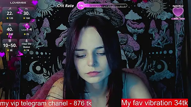 Snapshot of ArianaLight chatting on 10-21-25, 01:56 ArianaLight online show from 10-21-25, 01:56