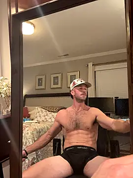 Snapshot of Hammer1128 chatting on 11-12-25, 12:44 Hammer1128 online show from 11-12-25, 12:44