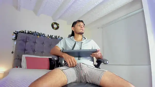 Kail nil online show from 11-28-25, 12:41