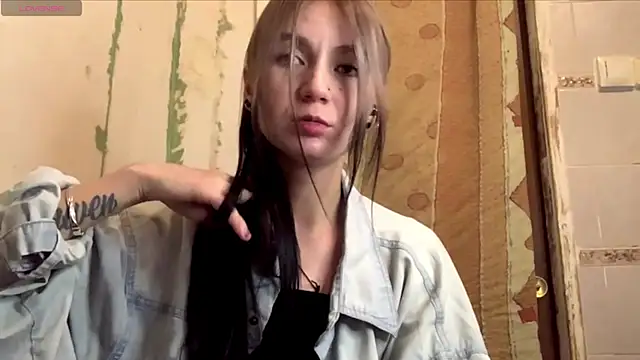 ArianeBhayani online show from 10-09-25, 09:13