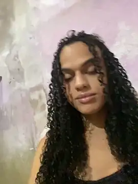 Snapshot of Scarlett_Vyxen25 chatting on 11-11-25, 05:57 Scarlett Vyxen25 online show from 11-11-25, 05:57