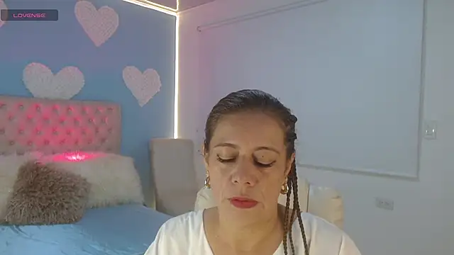 Snapshot of channelsmith_55 chatting on 11-29-25, 01:36 channelsmith 55 online show from 11-29-25, 01:36