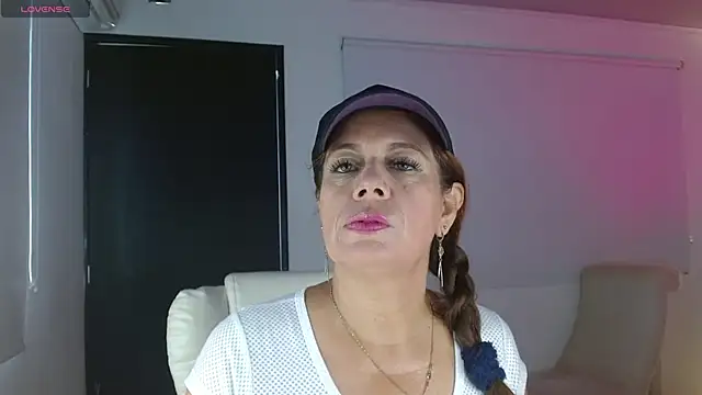 Snapshot of channelsmith_55 chatting on 03-03-26, 01:17 channelsmith 55 online show from 03-03-26, 01:17