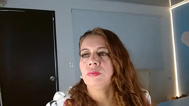 Snapshot of channelsmith_55 chatting on 04-14-26, 01:06 channelsmith 55 online show from 04-14-26, 01:06