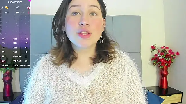 Snapshot of azul_vera chatting on 11-21-25, 01:21 azul vera online show from 11-21-25, 01:21