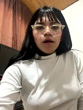 Snapshot of angie_rousse_ chatting on 11-22-25, 12:53 angie rousse online show from 11-22-25, 12:53