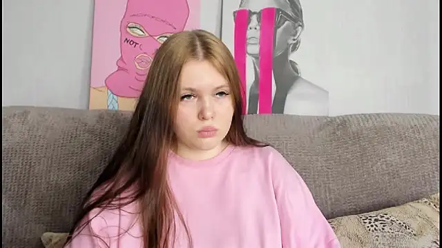 Snapshot of Musegirl chatting on 11-16-25, 08:31 Musegirl online show from 11-16-25, 08:31