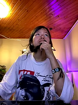 Ninfa pink online show from 12-02-25, 06:47