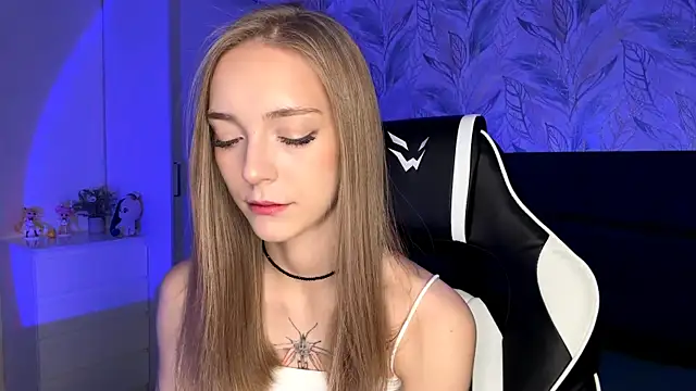 EvaPeace online show from 11-02-25, 04:20